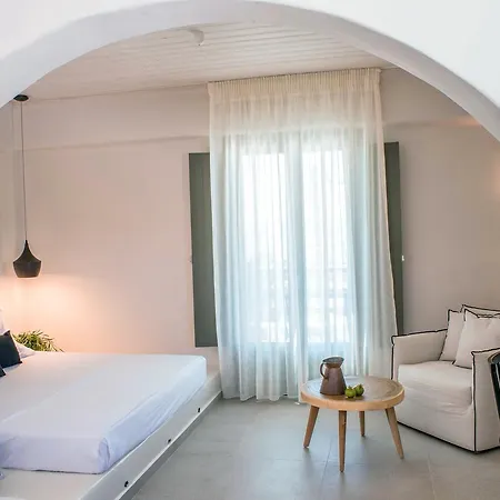 Melidron & Otel Agios Prokopios (Naxos)